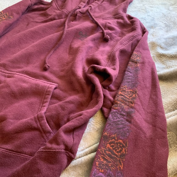 Obey Tops - Obey vintage hoodie